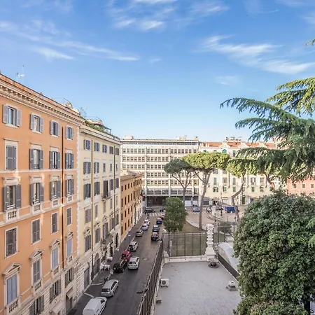 The Great Opera דירה *