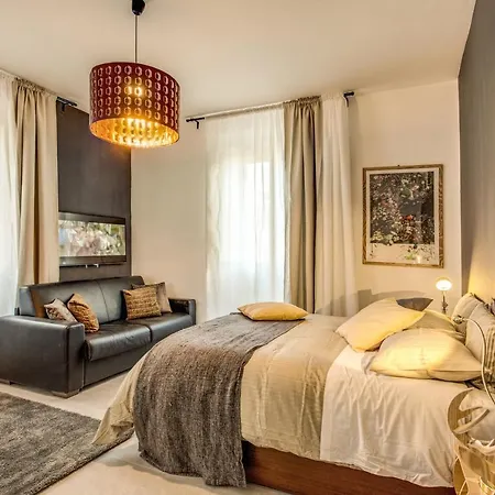 The Great Opera דירה *